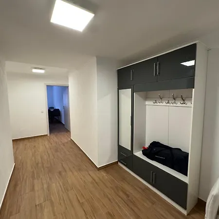 2 Perfekt Fuer Jeden Zweck Apartament